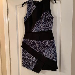 BCBG MAXAZRIA Dress Size 4